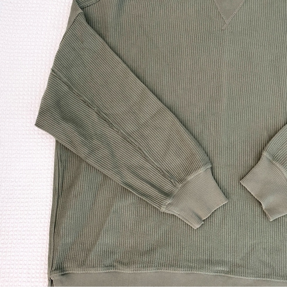 Aerie Big Chill Textured Sweatshirt Large - Picture 3 of 8